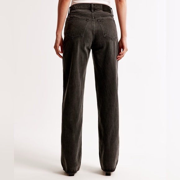 Abercrombie & Fitch High Rise Loose Jean - Curve Love - Picture 3 of 11
